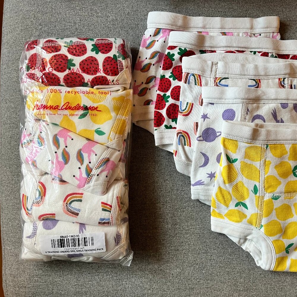 Hanna Andersson training underwear (size XS) - NEW, 10 pairs